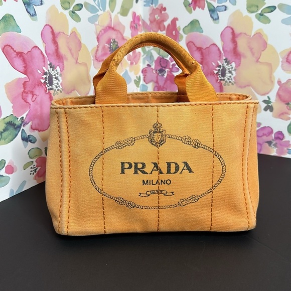 💯Authentic Prada Canapa Tote PM Sized🍀 - Picture 4 of 17